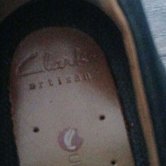 Clarks Artisan Unstructured black dress show with heel  Sz 7.5 - Picture 7 of 8